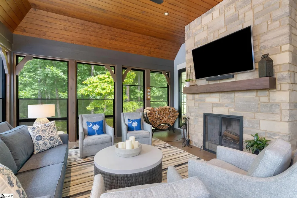 119 Drewberry Lane Sunset, SC 29685