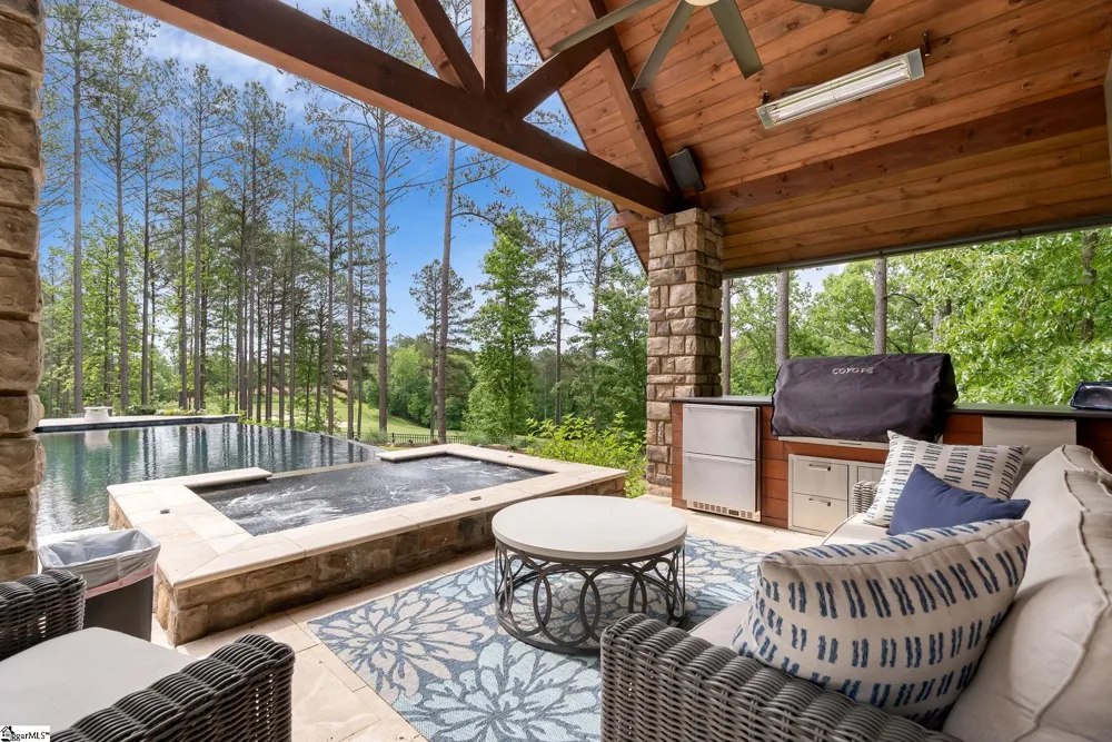 119 Drewberry Lane Sunset, SC 29685