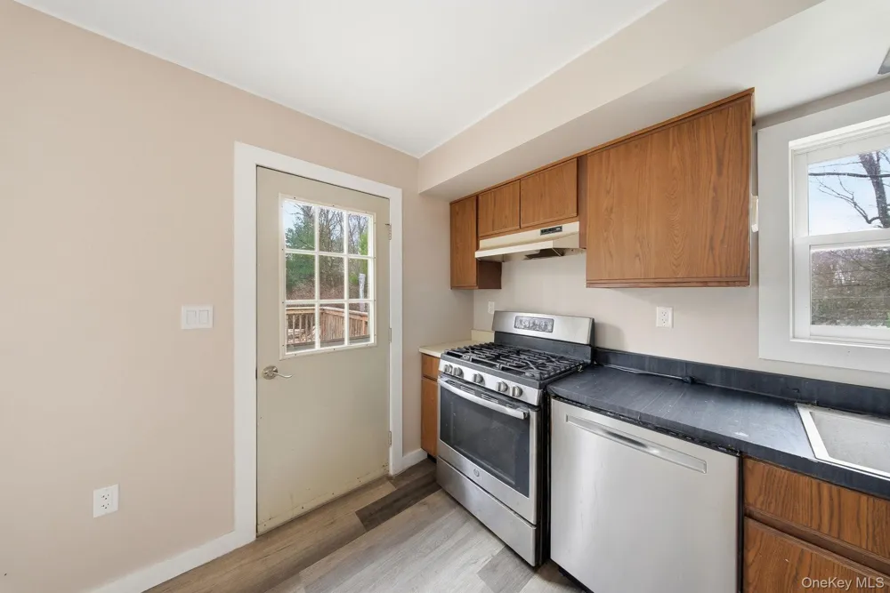 39 Dingle Daisy Road Monticello, NY 12701