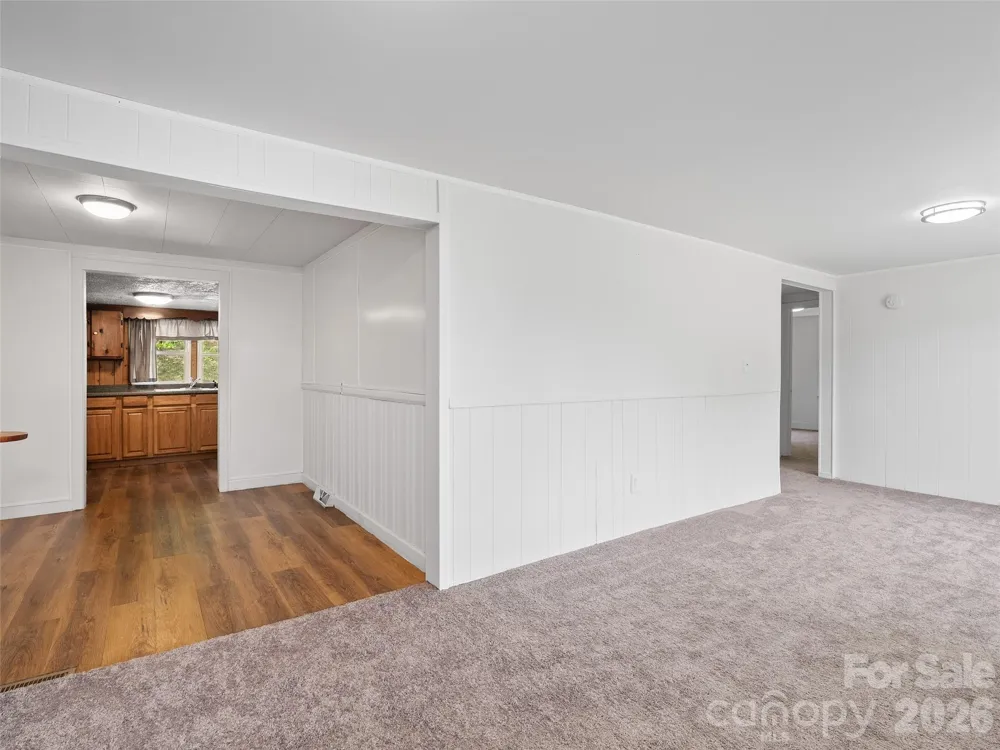 160 Cooper Street Canton, NC 28716