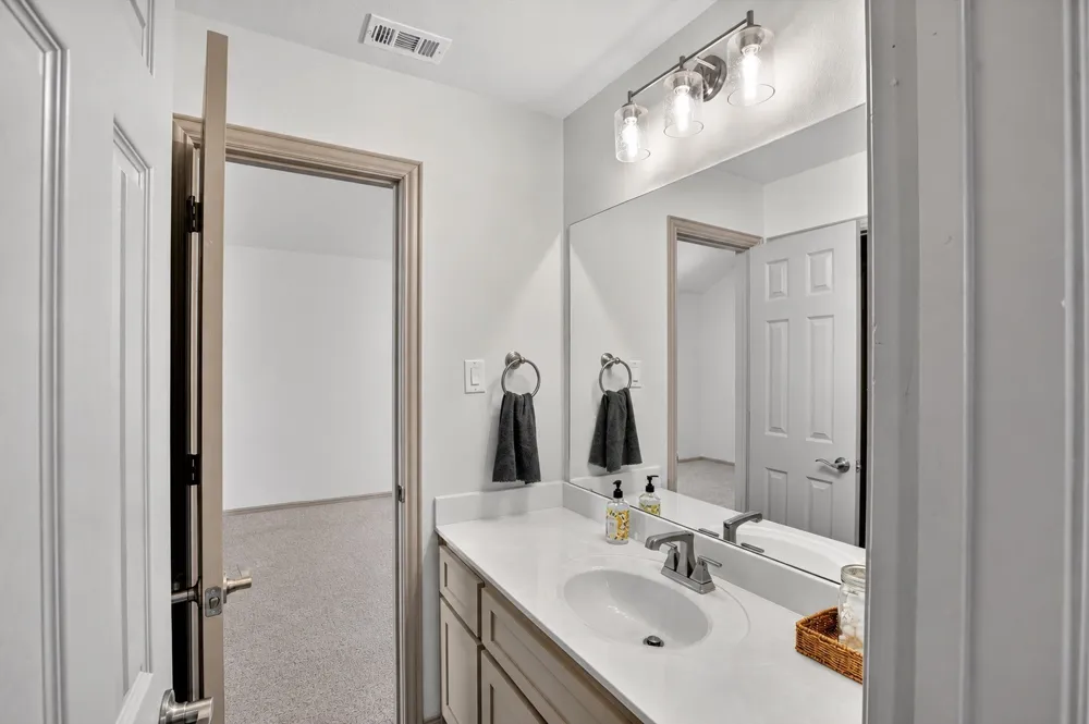 370 Cheyenne Mountain Drive Ovilla, TX 75154