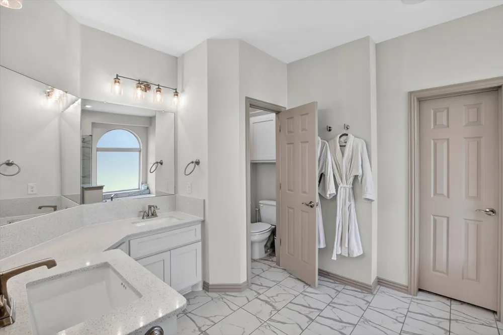 370 Cheyenne Mountain Drive Ovilla, TX 75154