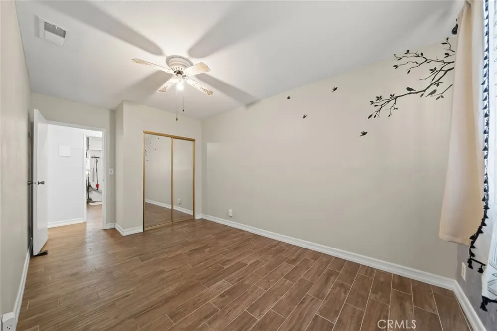 13607 Benfield Norwalk, CA 90650