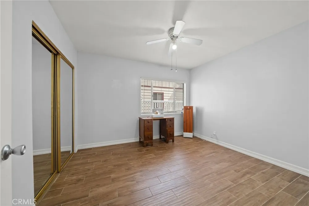 13607 Benfield Norwalk, CA 90650