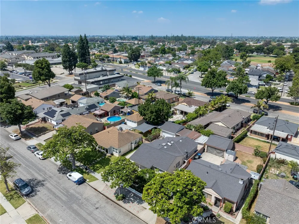 13607 Benfield Norwalk, CA 90650