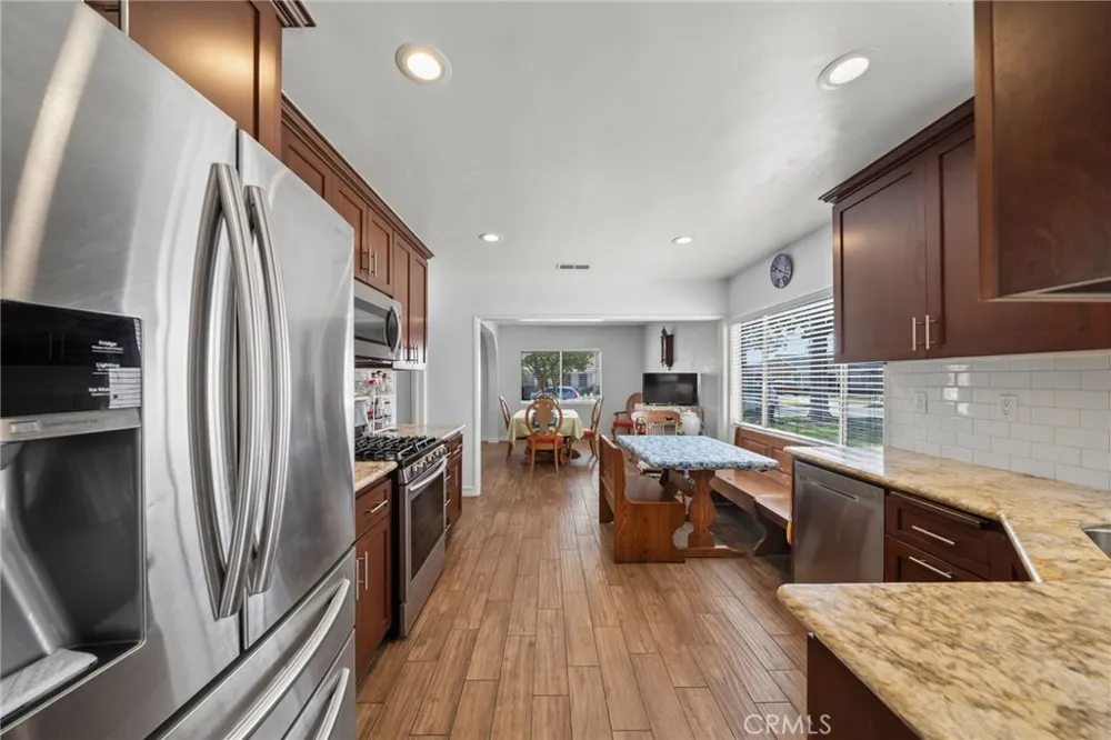 13607 Benfield Norwalk, CA 90650