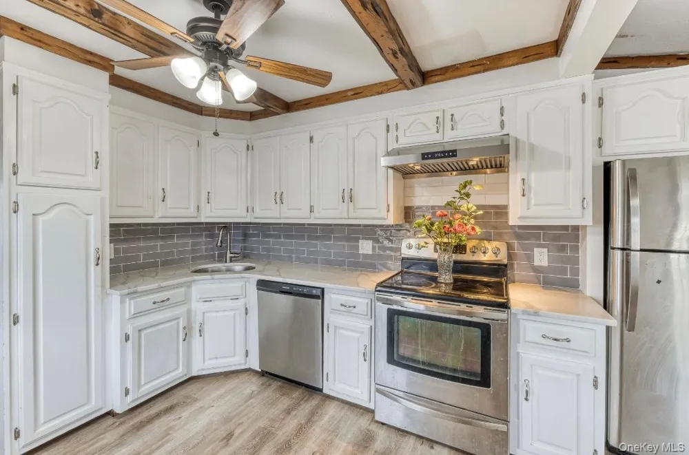 70 Sycamore Lane Levittown, NY 11756