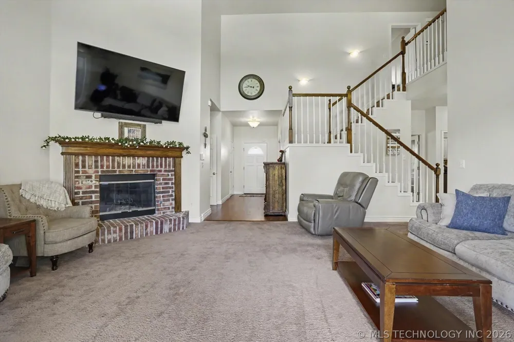 2406 E Fairfield Court Oologah, OK 74053