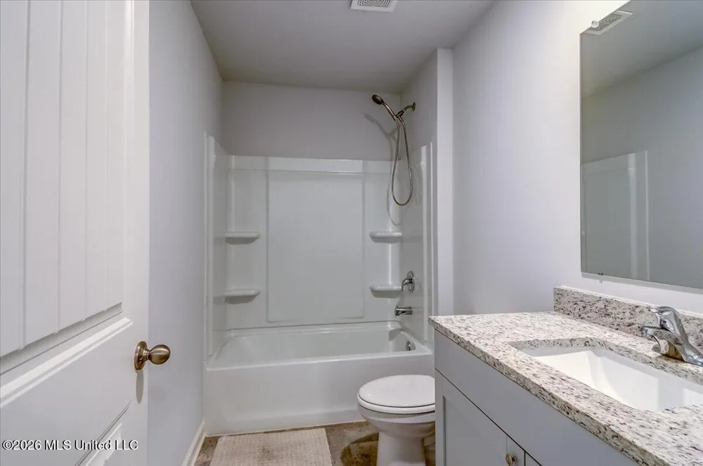 5268 Alpine Drive Horn Lake, MS 38637
