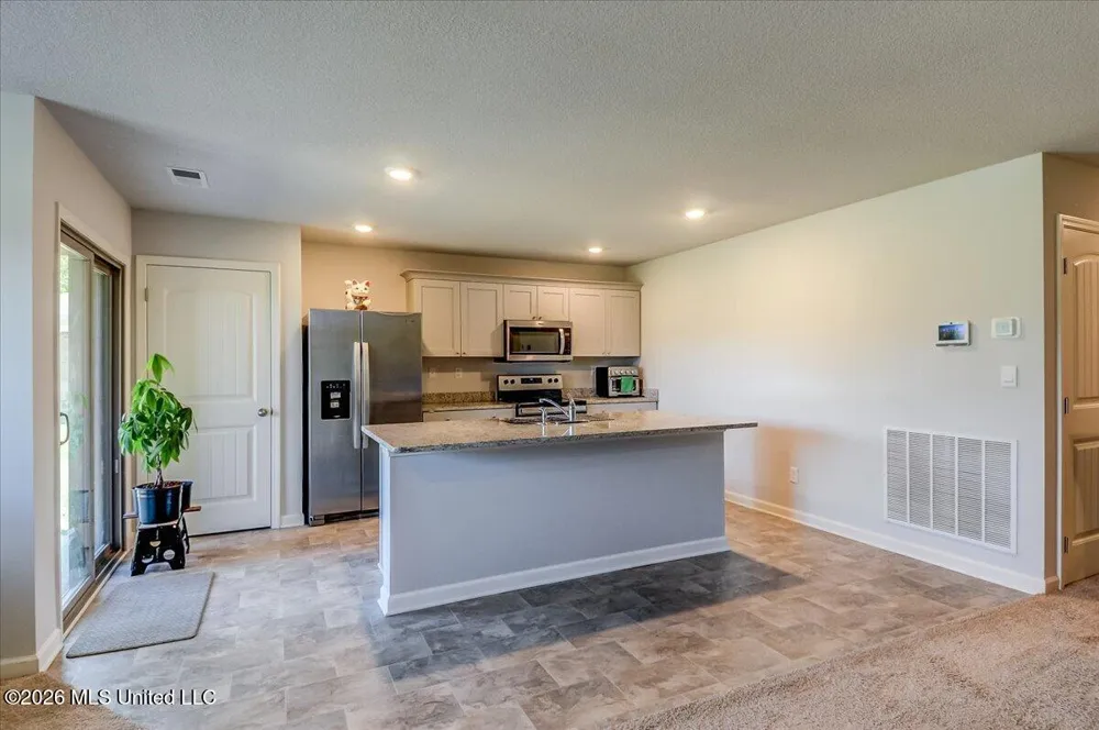 5268 Alpine Drive Horn Lake, MS 38637