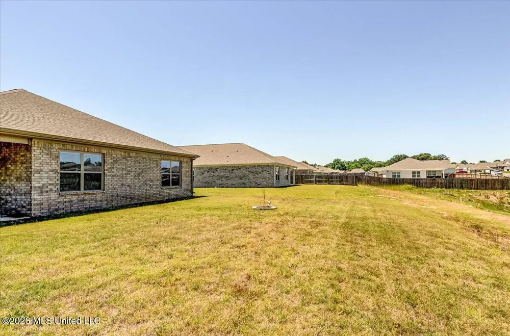 5268 Alpine Drive Horn Lake, MS 38637