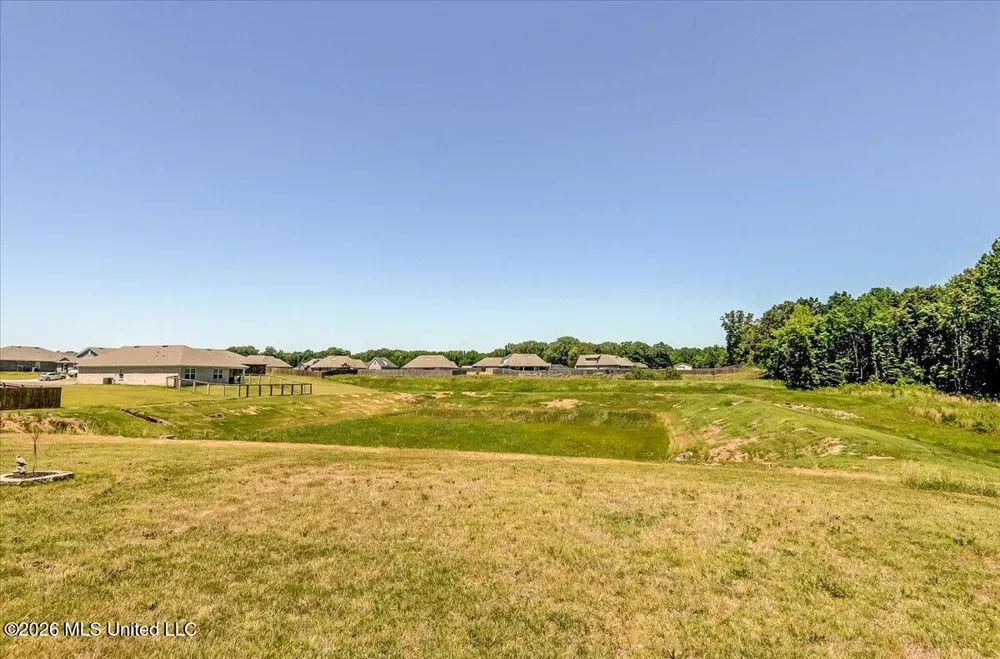 5268 Alpine Drive Horn Lake, MS 38637