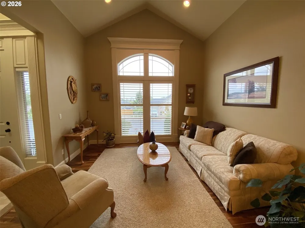 545 E 18 STREET La Center, WA 98629
