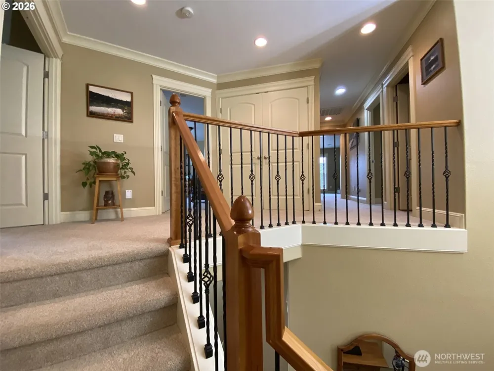 545 E 18 STREET La Center, WA 98629