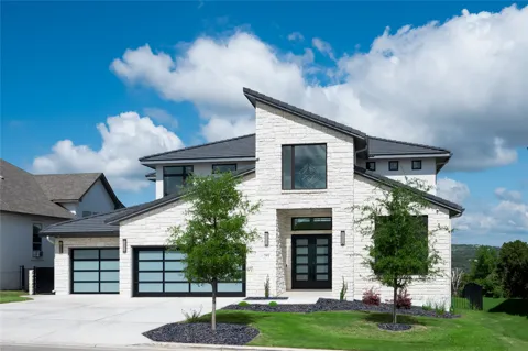 2502 Sunset Vista Circle
