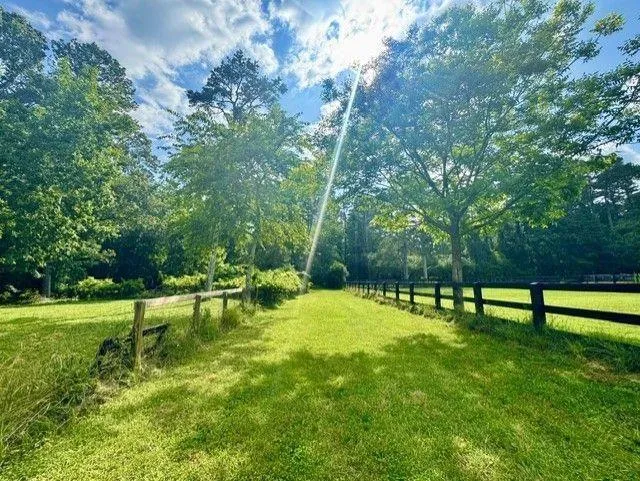 15575 Thompson Road Alpharetta, GA 30004