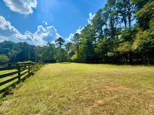 15575 Thompson Road Alpharetta, GA 30004