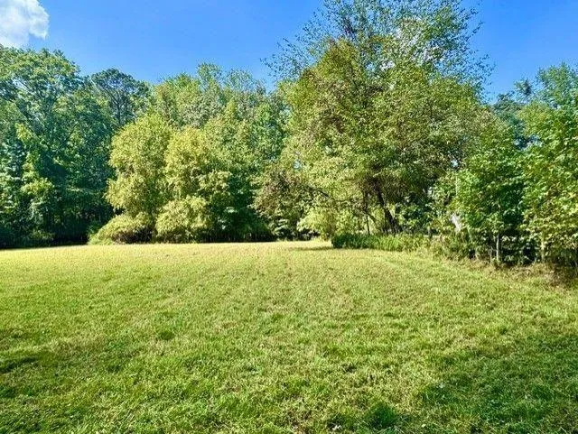 15575 Thompson Road Alpharetta, GA 30004