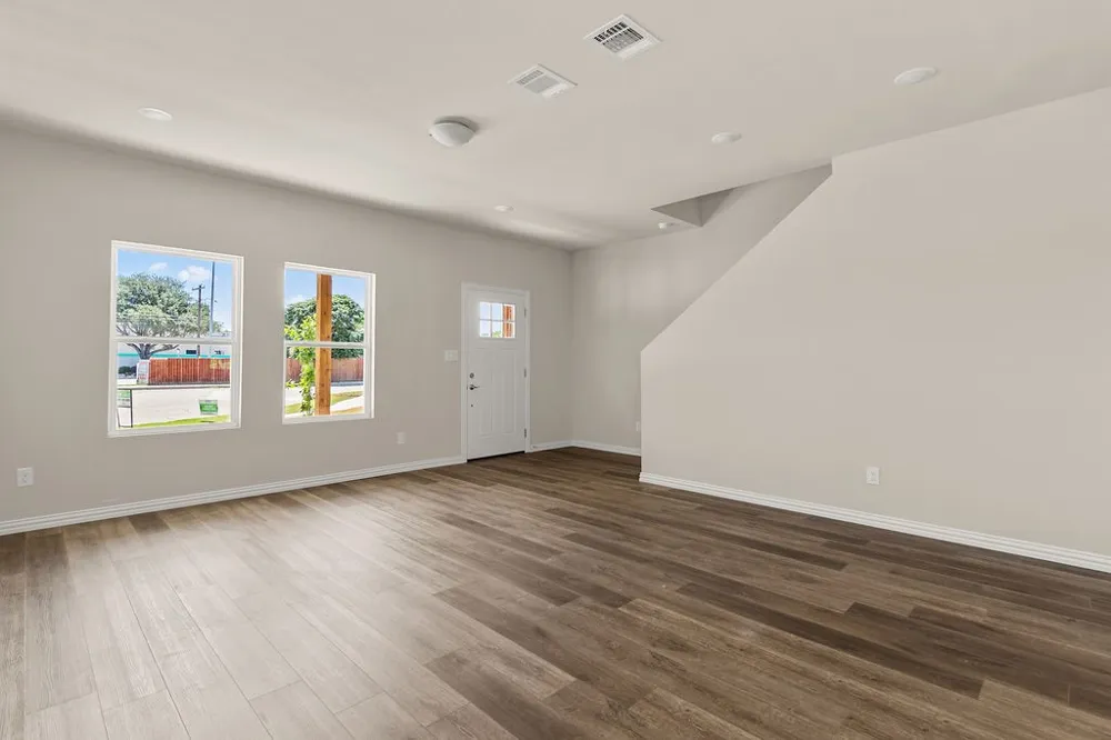 3849 Kimbo Road Fort Worth, TX 76104