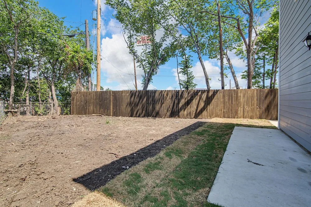 3849 Kimbo Road Fort Worth, TX 76104