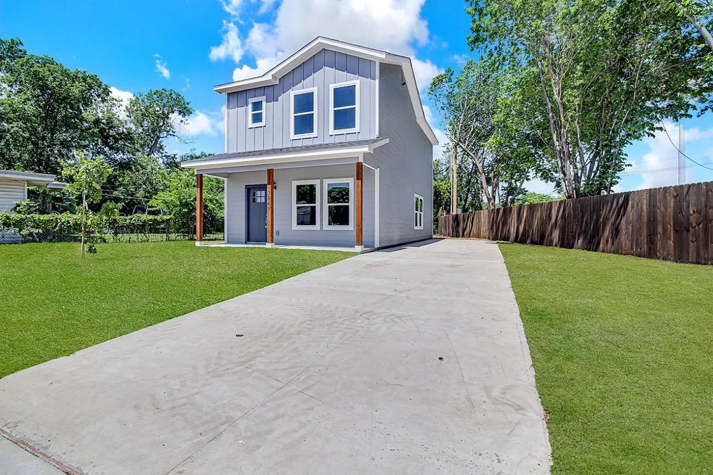 3849 Kimbo Road Fort Worth, TX 76104