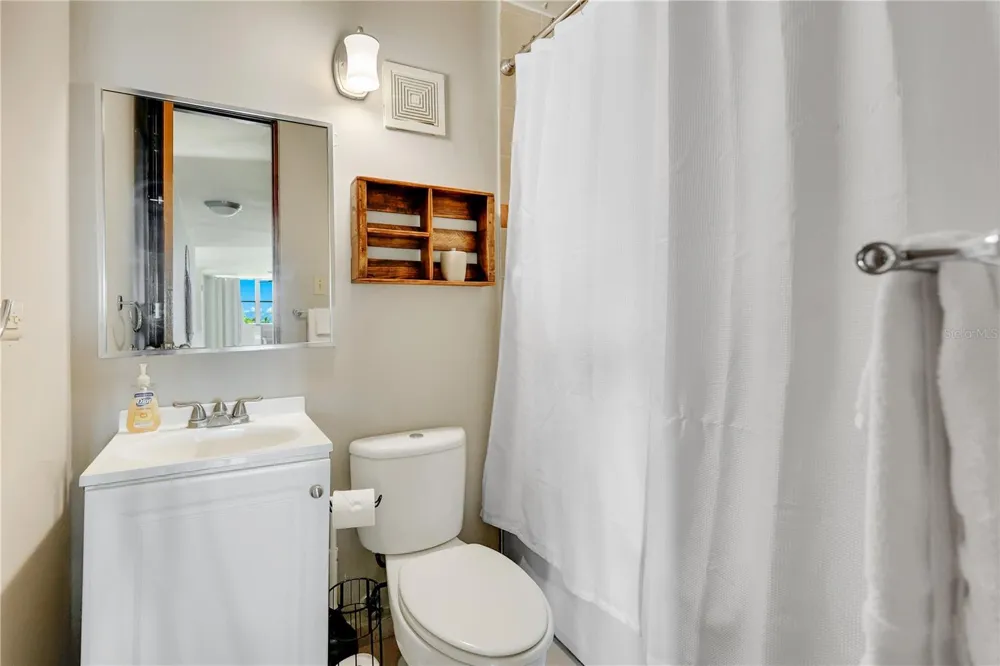 115 115 #401 Rincon, PR 00677