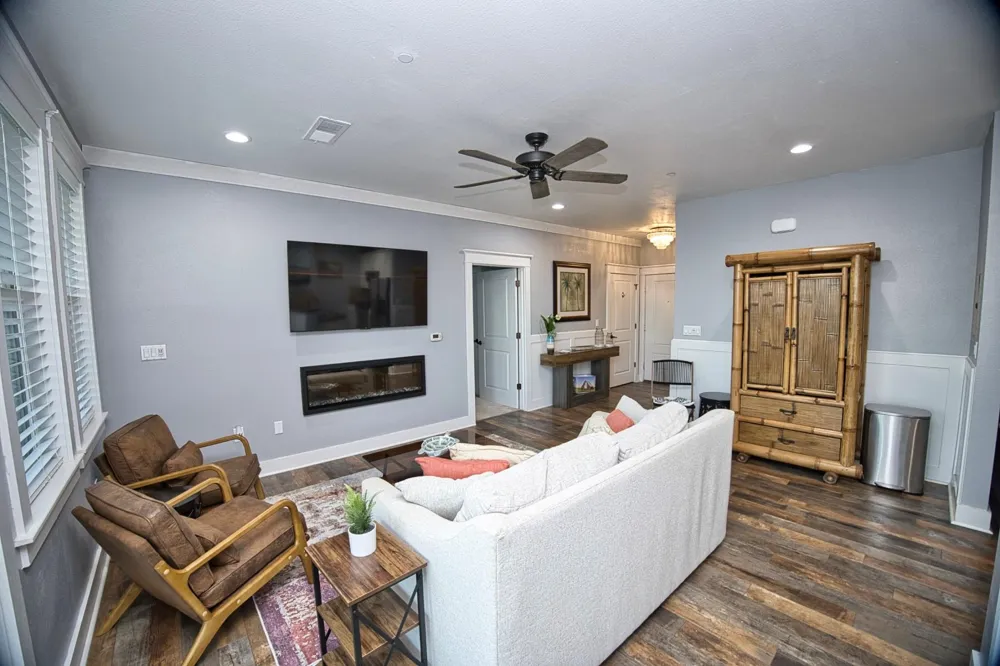 4141 Pointe West Drive #202 Galveston, TX 77554