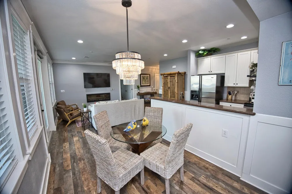 4141 Pointe West Drive #202 Galveston, TX 77554