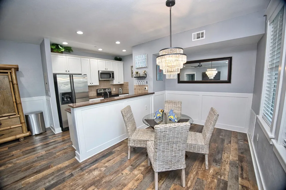 4141 Pointe West Drive #202 Galveston, TX 77554