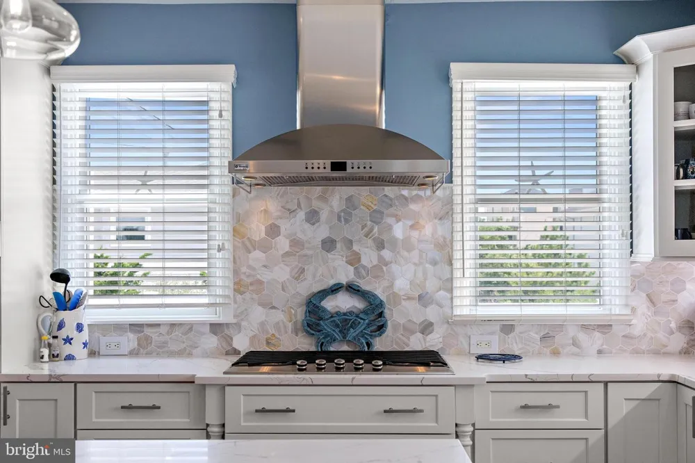 51 LONG BEACH BLVD Long Beach Township, NJ 08008