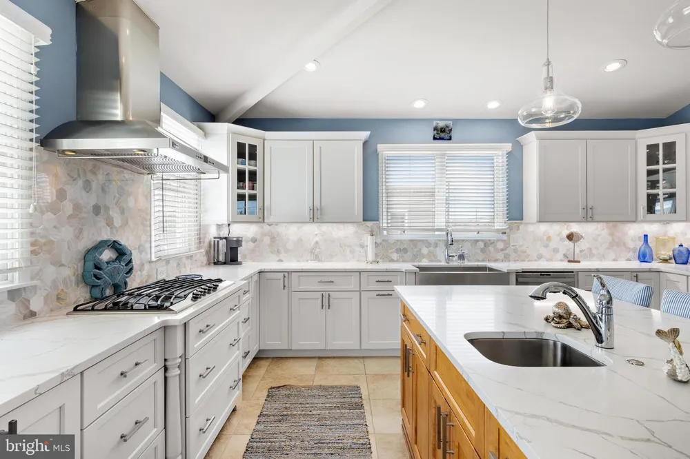 51 LONG BEACH BLVD Long Beach Township, NJ 08008