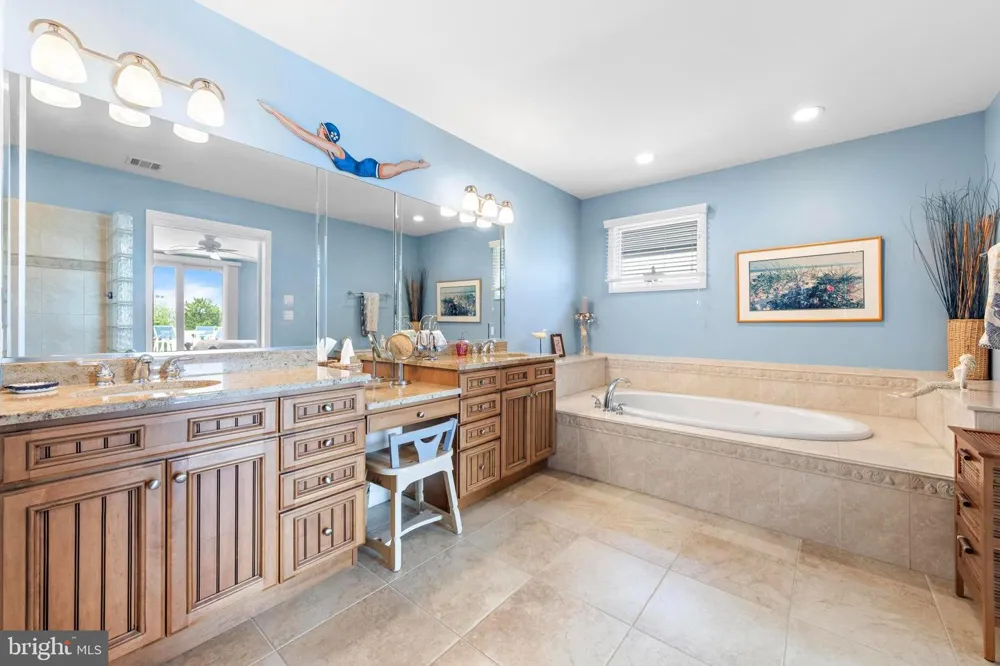 51 LONG BEACH BLVD Long Beach Township, NJ 08008