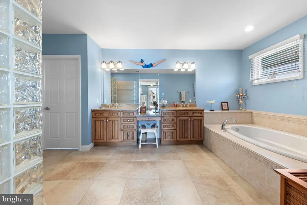 51 LONG BEACH BLVD Long Beach Township, NJ 08008