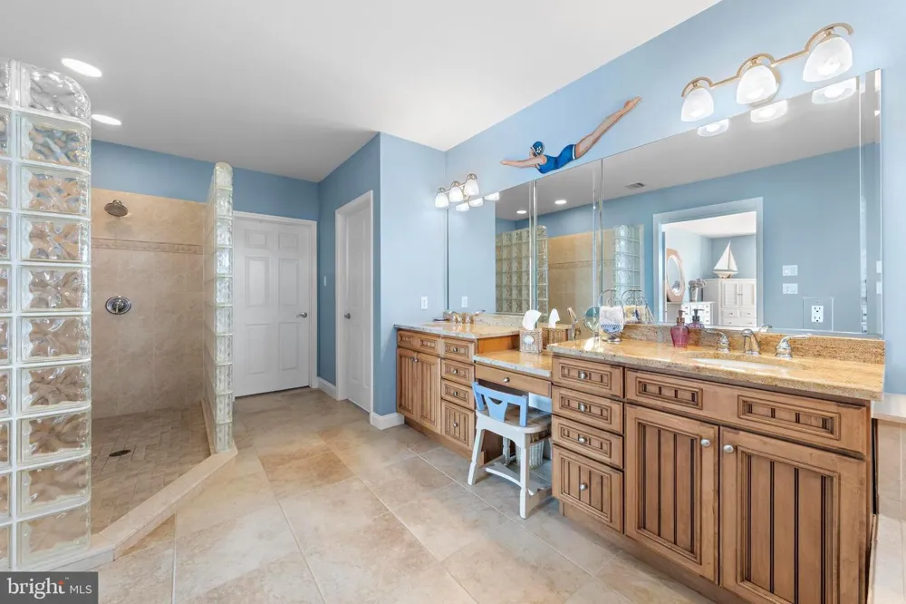 51 LONG BEACH BLVD Long Beach Township, NJ 08008