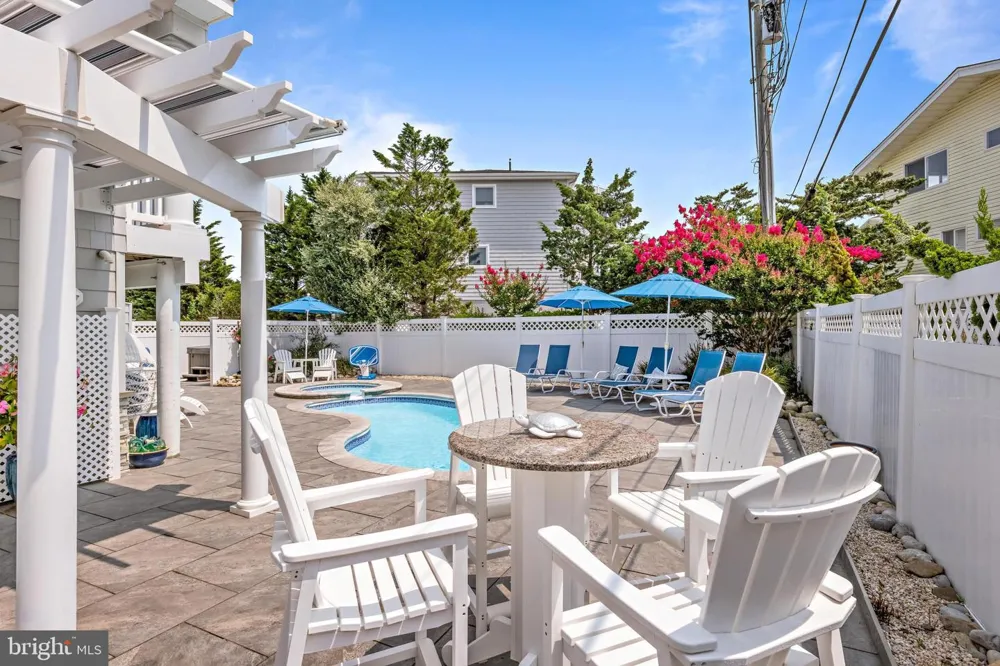 51 LONG BEACH BLVD Long Beach Township, NJ 08008
