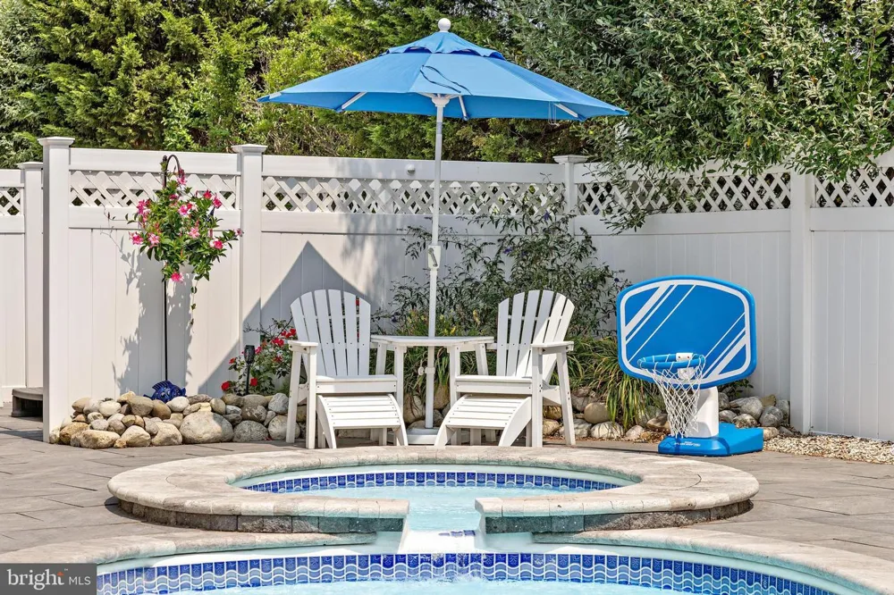 51 LONG BEACH BLVD Long Beach Township, NJ 08008