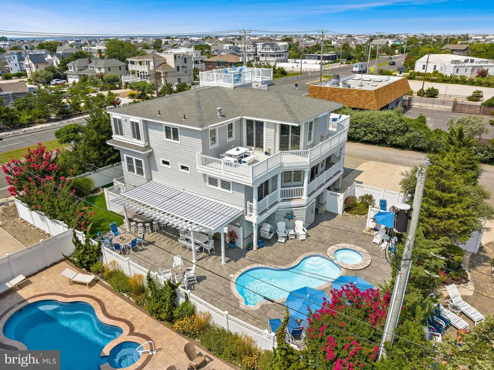 51 LONG BEACH BLVD Long Beach Township, NJ 08008