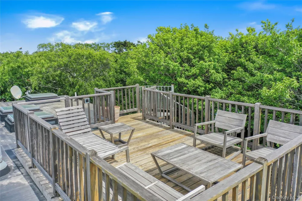 337 Shell Walk Fire Island Pines, NY 11782