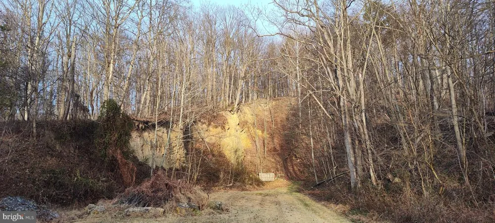 1339 SPRUCE HILL ROAD Port Royal, PA 17082