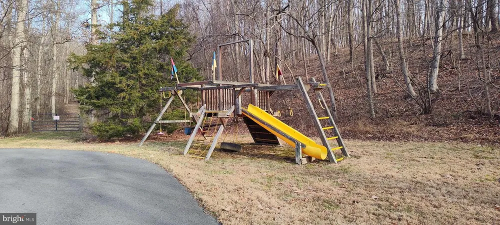 1339 SPRUCE HILL ROAD Port Royal, PA 17082