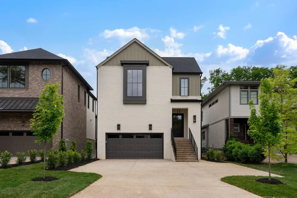 2913 Vaulx Ln Nashville, TN 37204