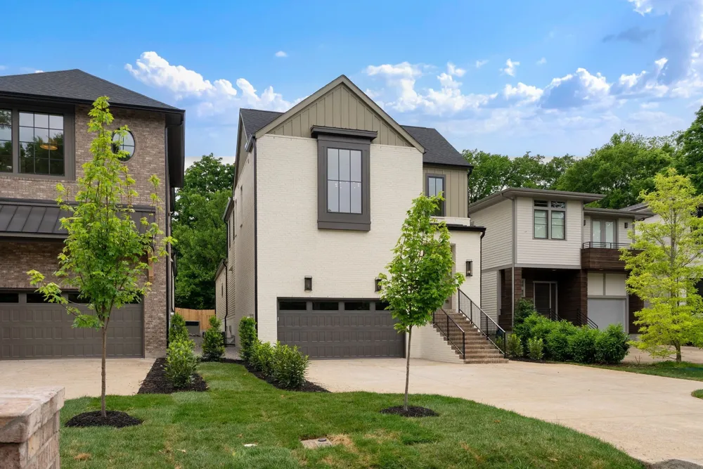 2913 Vaulx Ln Nashville, TN 37204