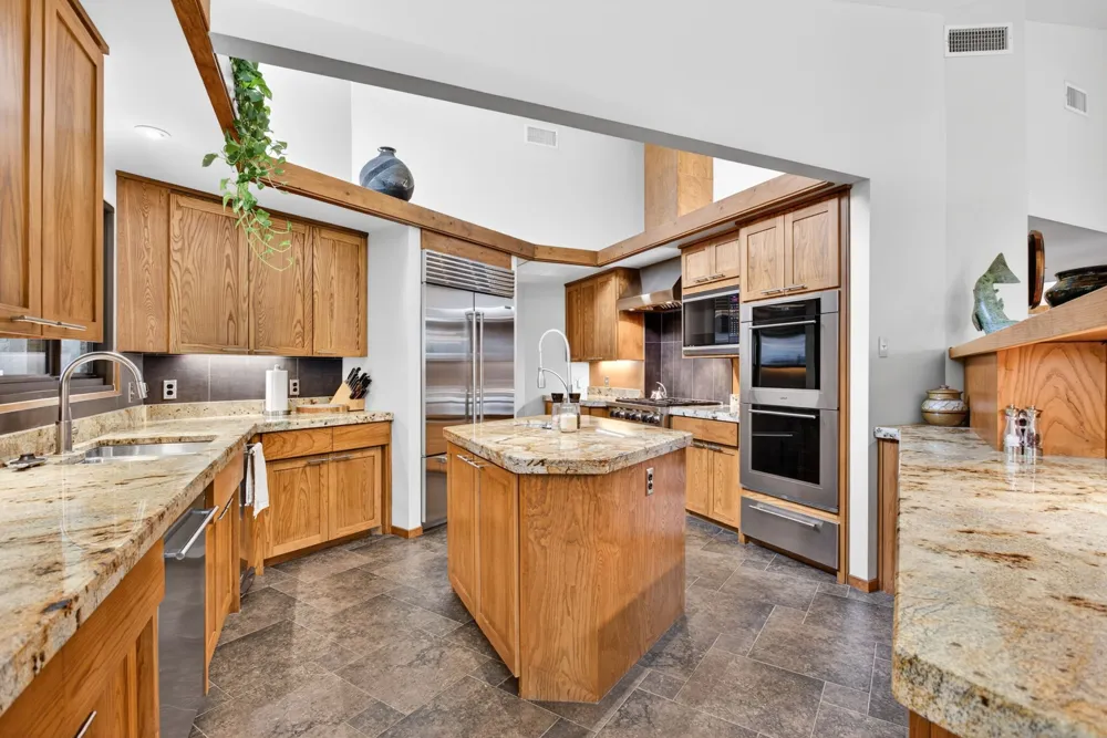 1080 Greenbrier Road Nocona, TX 76255