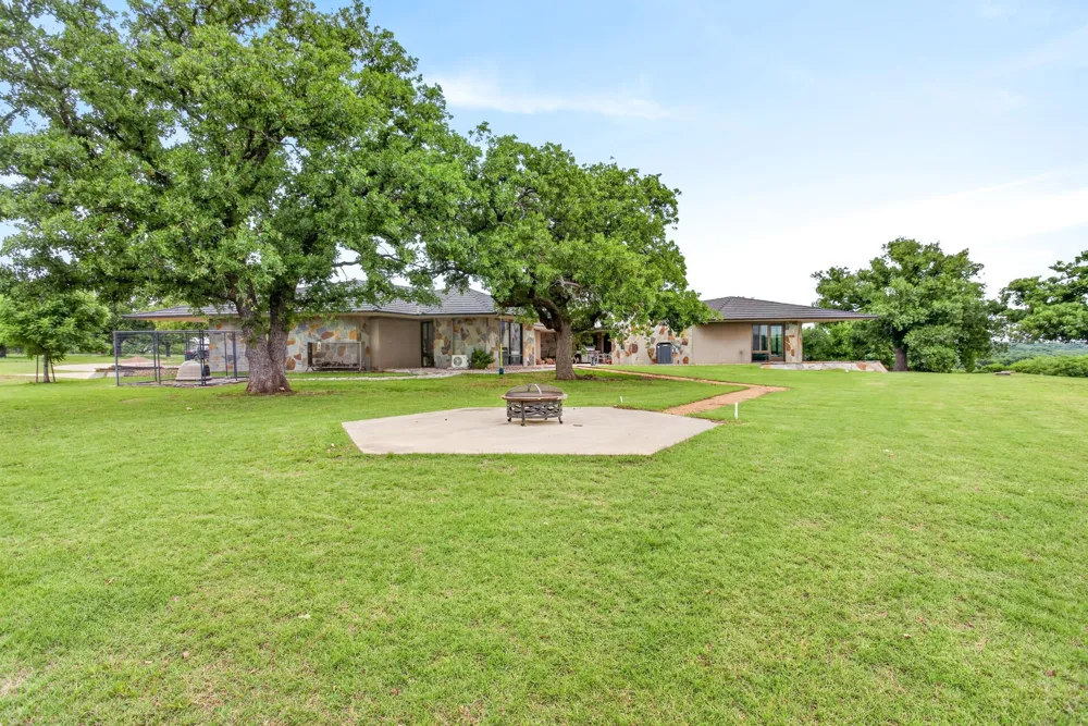 1080 Greenbrier Road Nocona, TX 76255