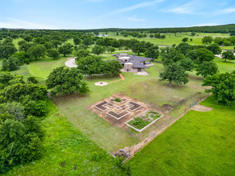 1080 Greenbrier Road Nocona, TX 76255