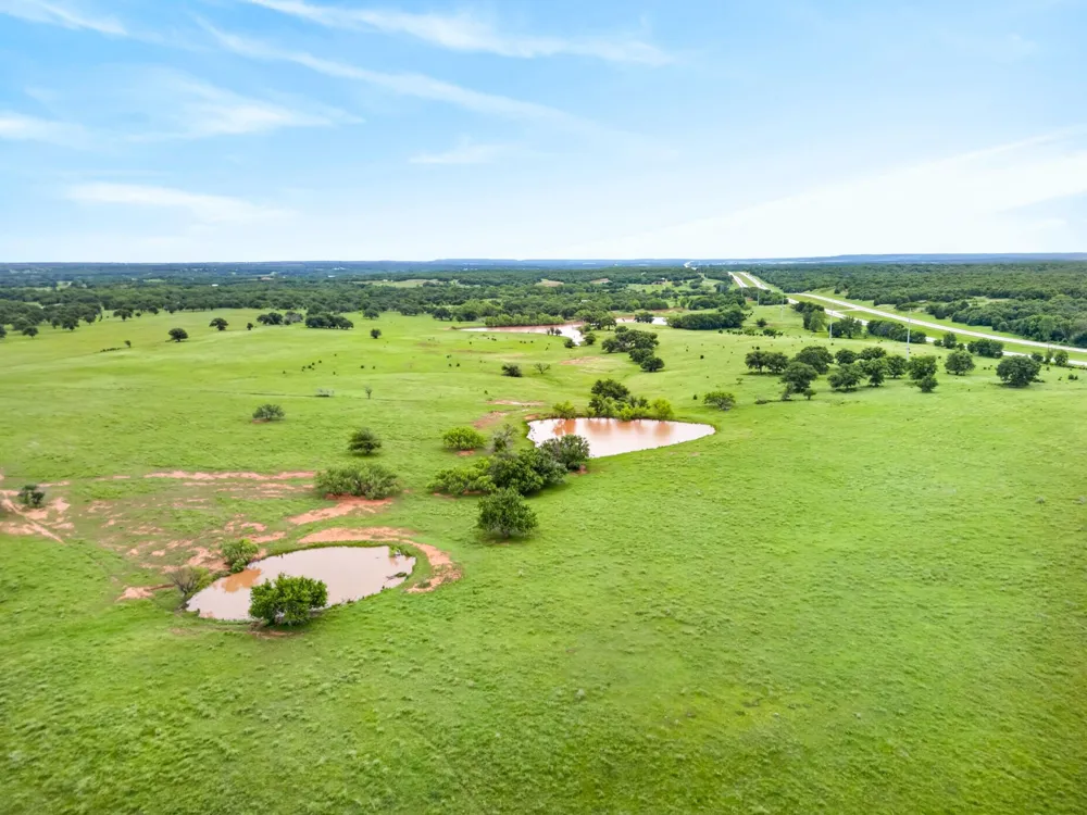 1080 Greenbrier Road Nocona, TX 76255
