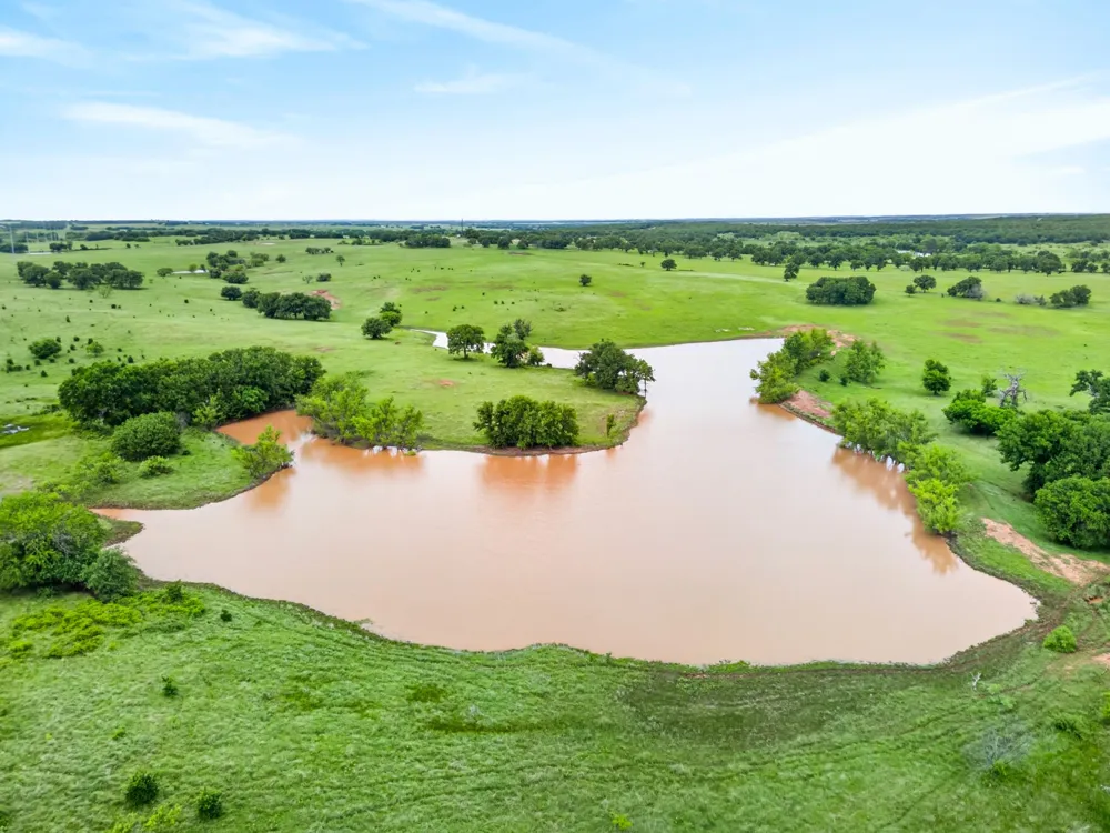 1080 Greenbrier Road Nocona, TX 76255