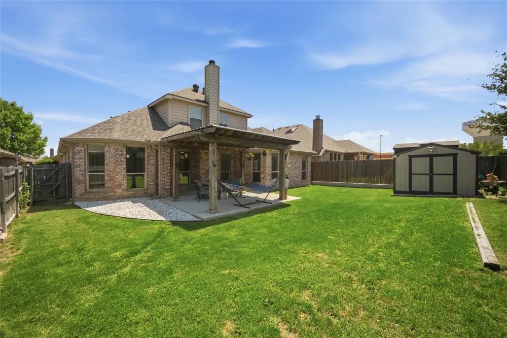 2105 Stoney Gorge Fort Worth, TX 76177