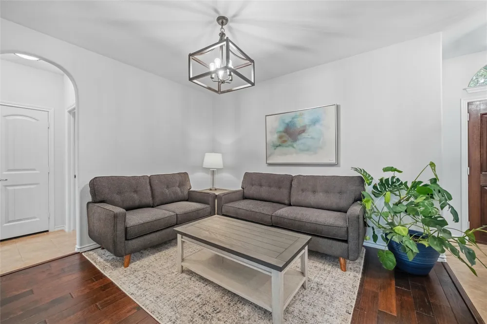 2105 Stoney Gorge Fort Worth, TX 76177