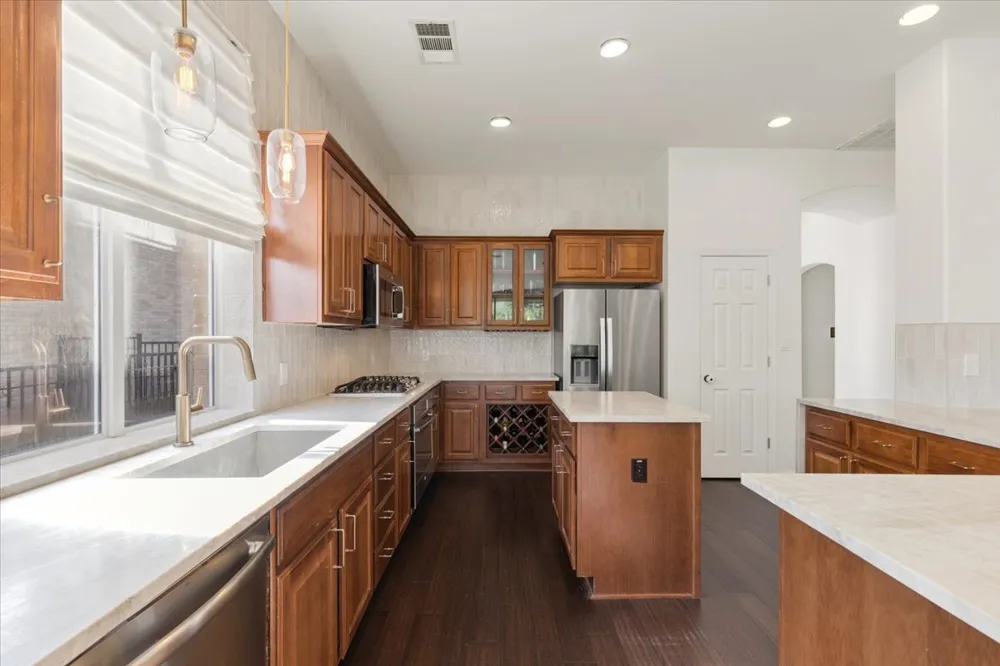 808 Bent Wood Place Round Rock, TX 78665